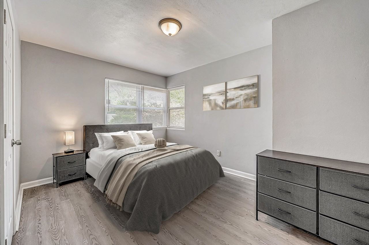 Theed St - Photo 7 of 8