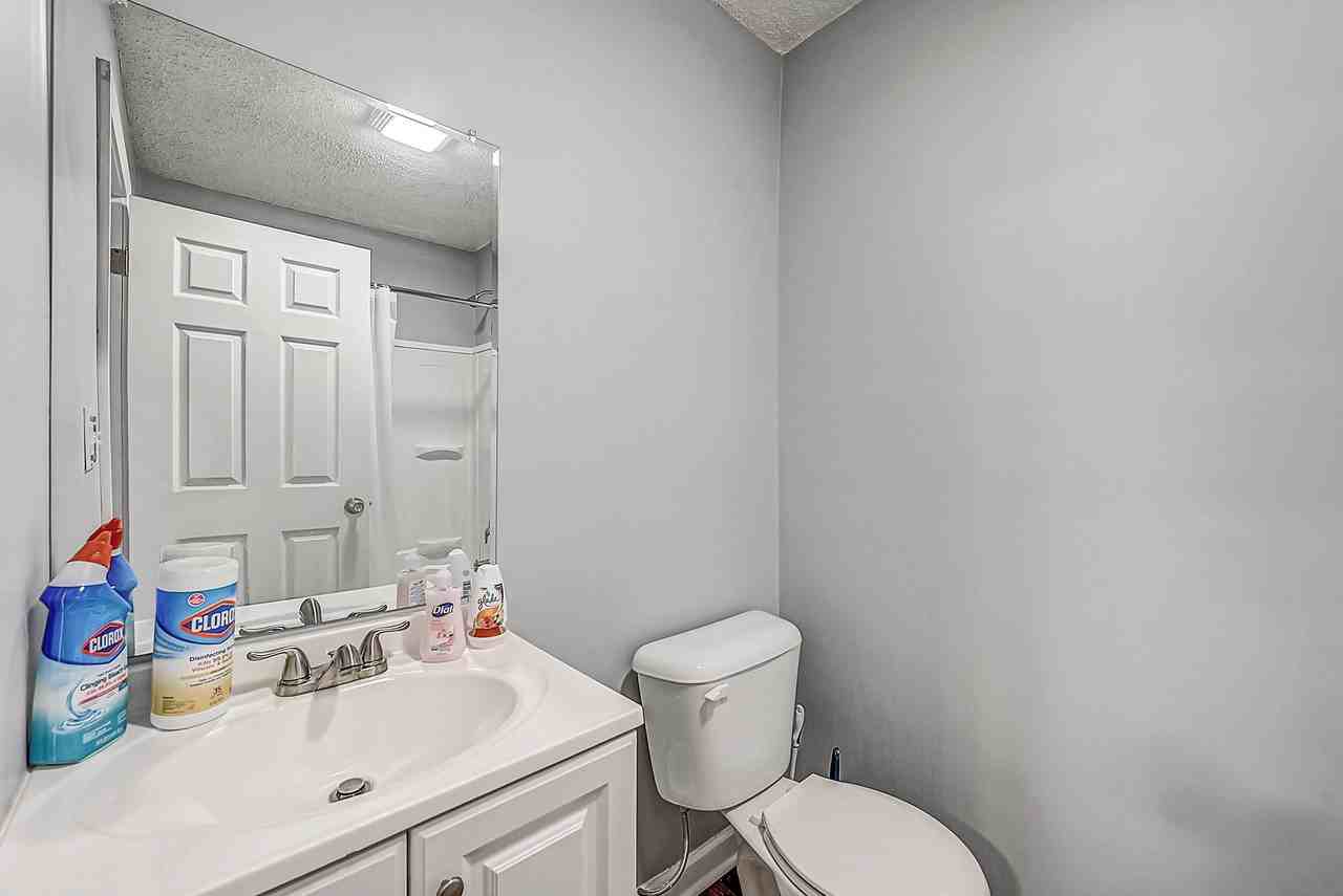 Theed St - Photo 2 of 8