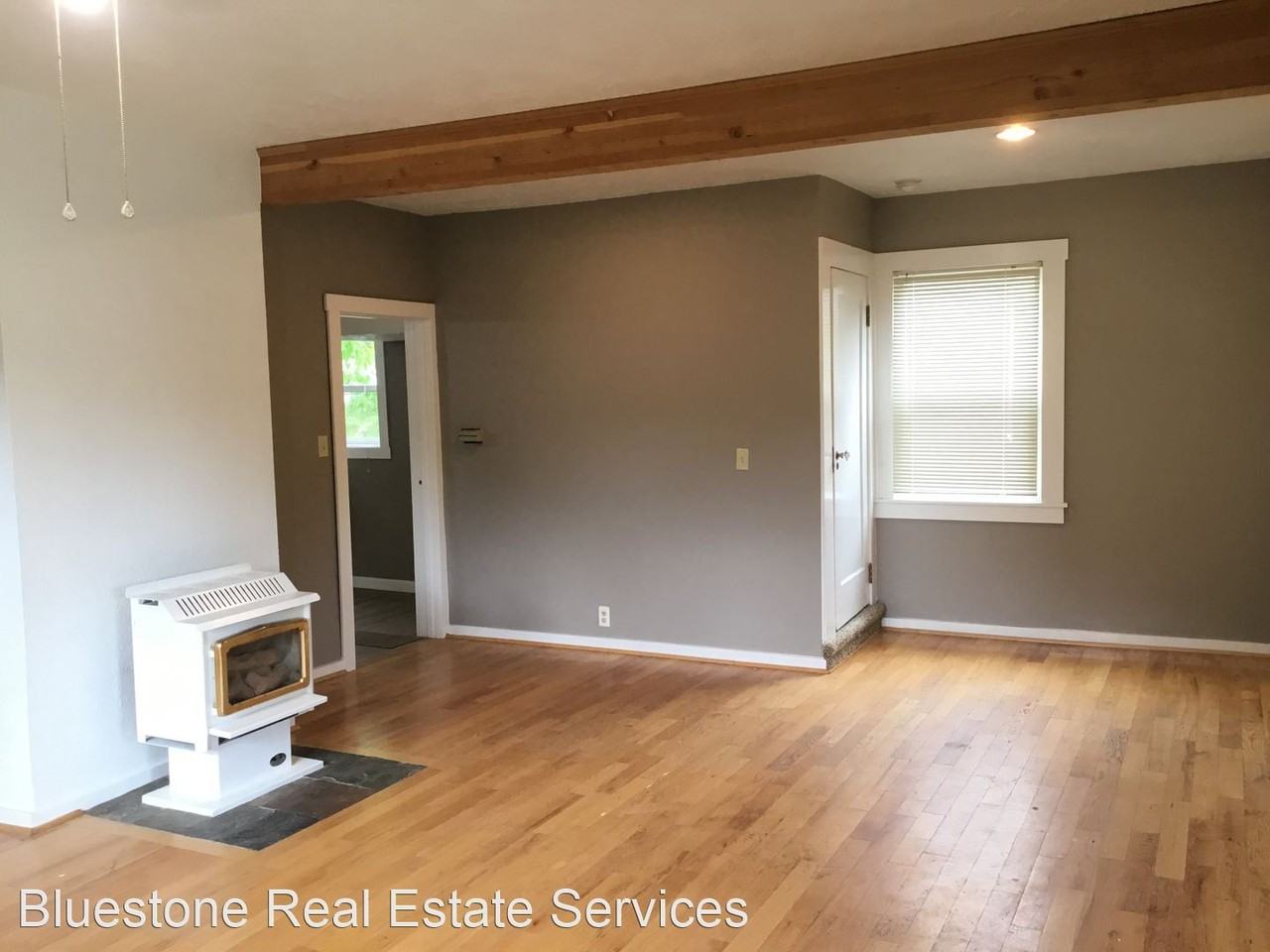 6424 Ne Hassalo St - Photo 3 of 25