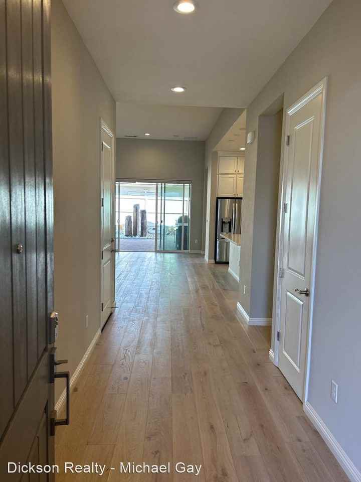 5578 Western Rider Trl - Photo 3 of 22