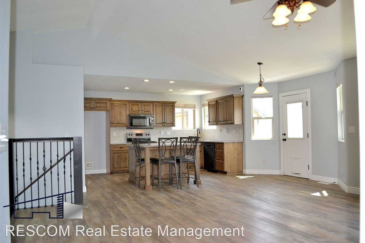1035 W 7950 S - Photo 2 of 18