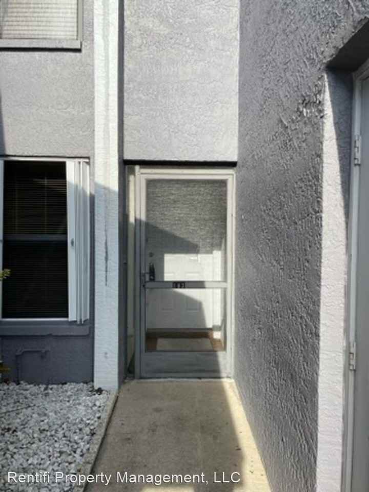 4626 Se 5th Pl #103 - Photo 2 of 27