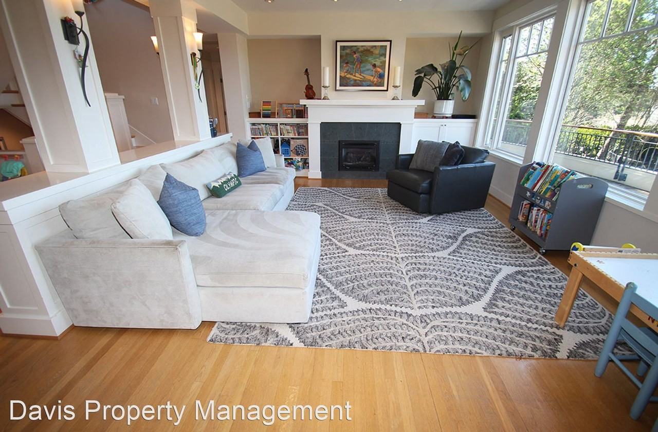 2203 70th Ave Se - Photo 3 of 25