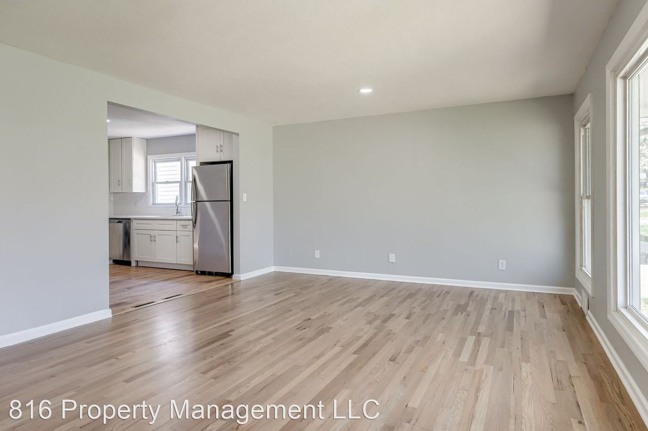 6025 W 53rd Pl - Photo 3 of 24