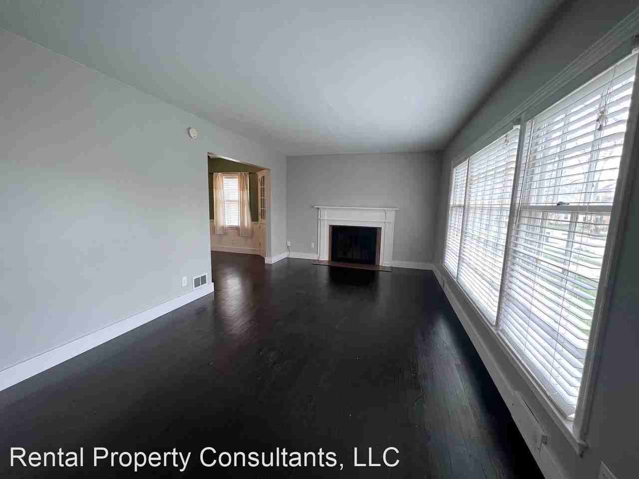 2434 Blaine Ave Se - Photo 3 of 28