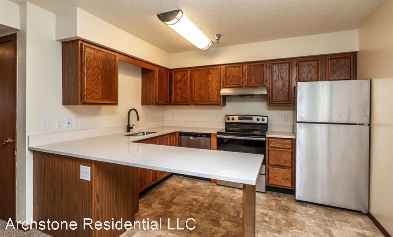 20 Lincoln Avenue - Photo 3 of 5