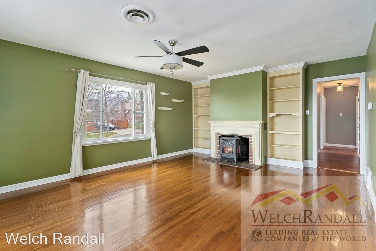 2904 Van Buren Ave - Photo 2 of 15
