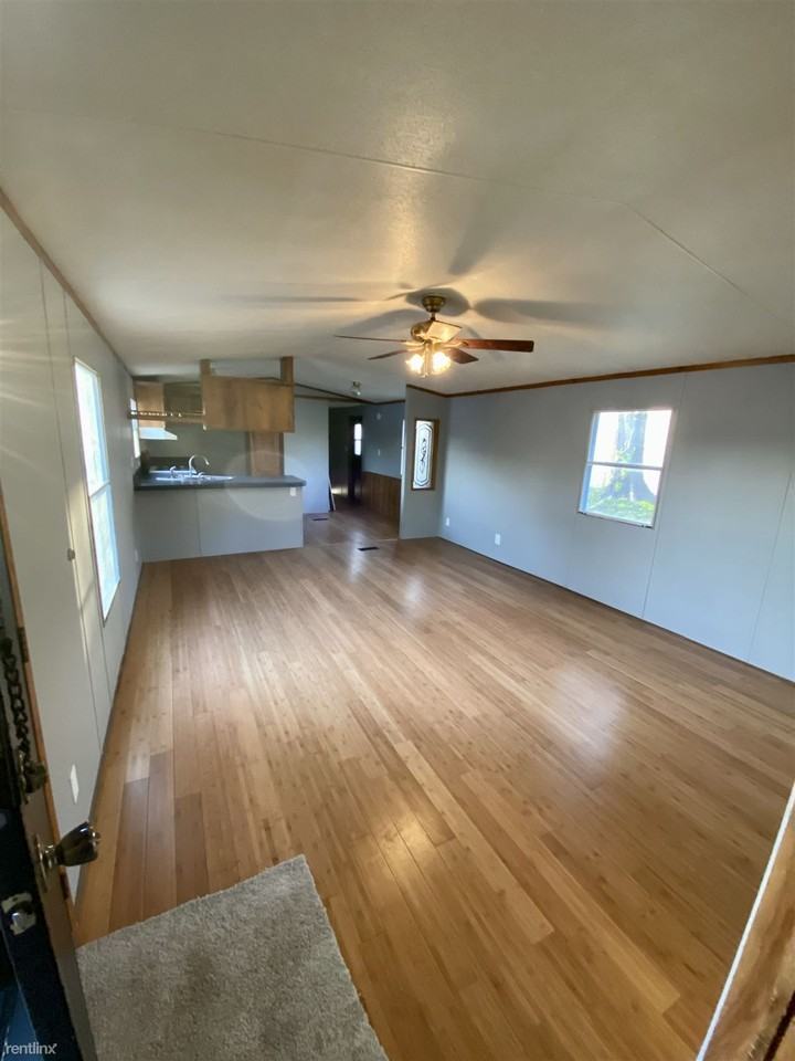 169 Countryside Ln - Photo 2 of 12