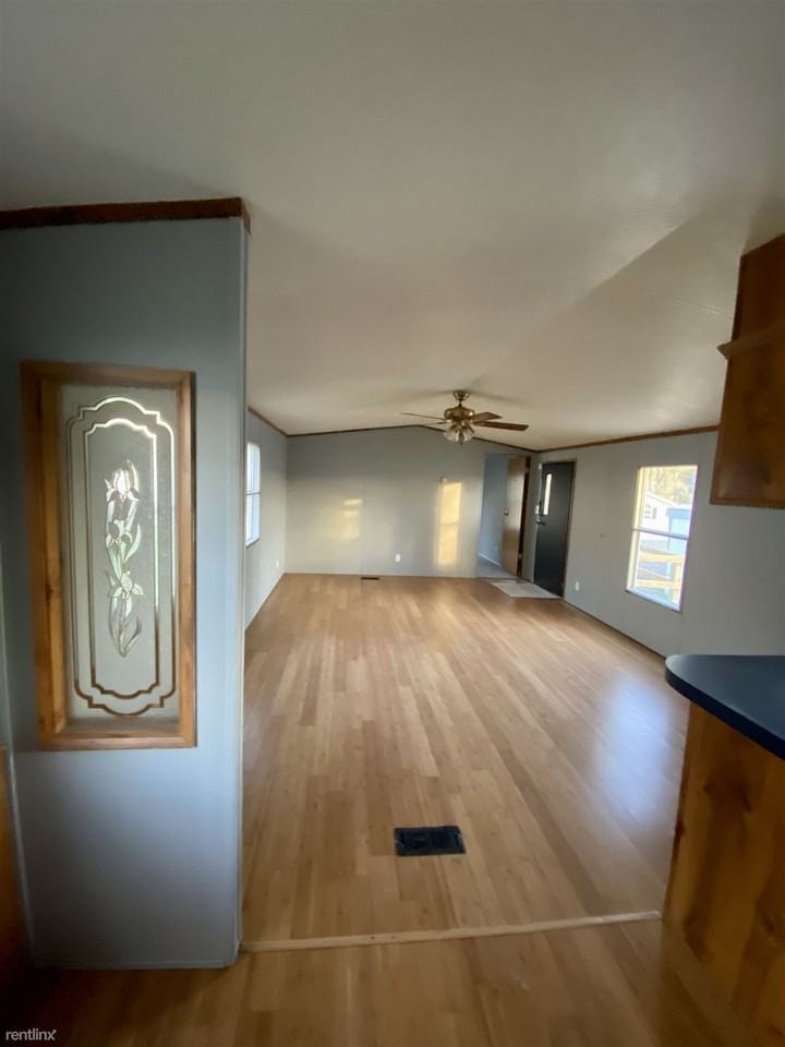 169 Countryside Ln - Photo 3 of 12