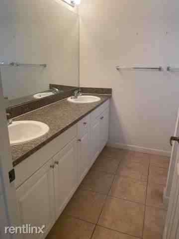 124 Carol Susan Ln - Photo 2 of 5