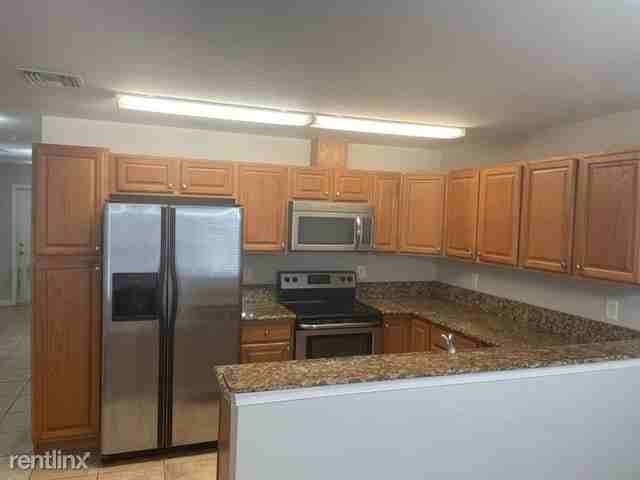 124 Carol Susan Ln - Photo 3 of 5