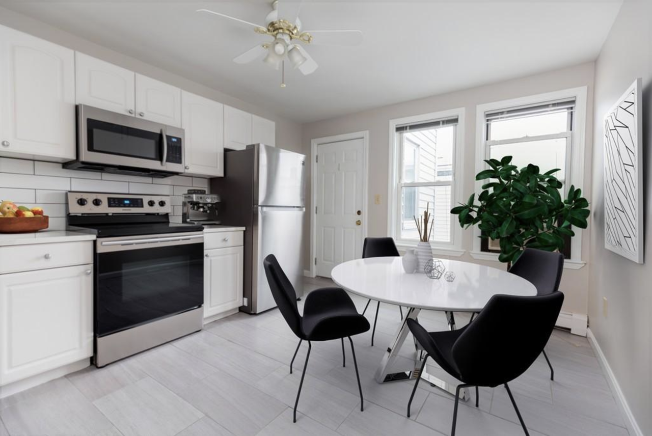 15 Aspinwall Ave #4 - Photo 3 of 8