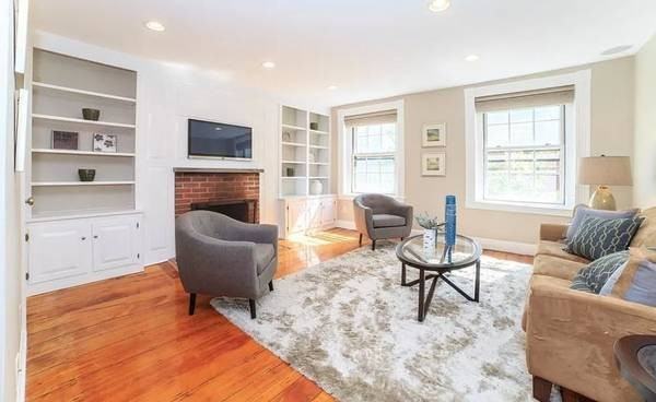 9 Temple St #3 - Photo 2 of 25