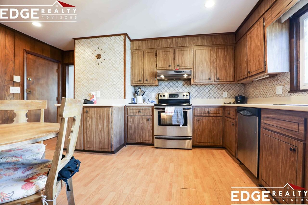 285 Webster St #2 - Photo 2 of 10