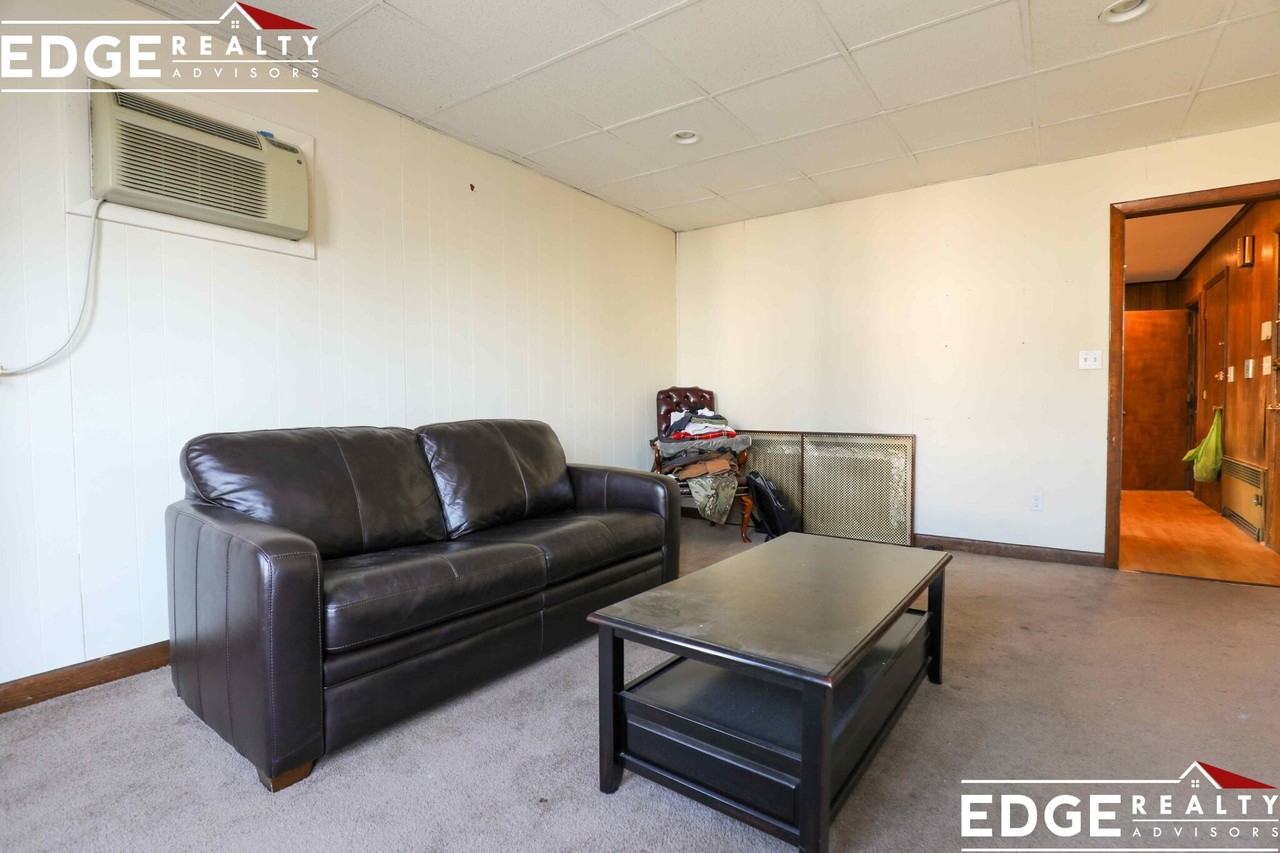 285 Webster St #2 - Photo 5 of 10