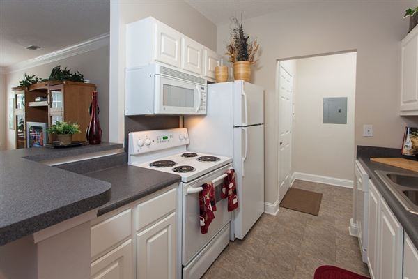 The Crossing at McDonough Apartments 100 Crossing Blvd., McDonough, GA 30253 Zumper