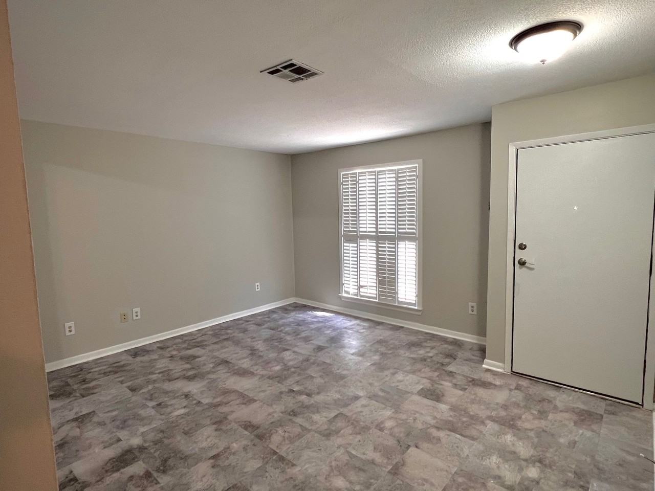 10801 Rick Dr - Photo 3 of 21