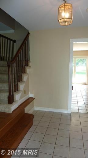 10407 Huntrace Way - Photo 2 of 25