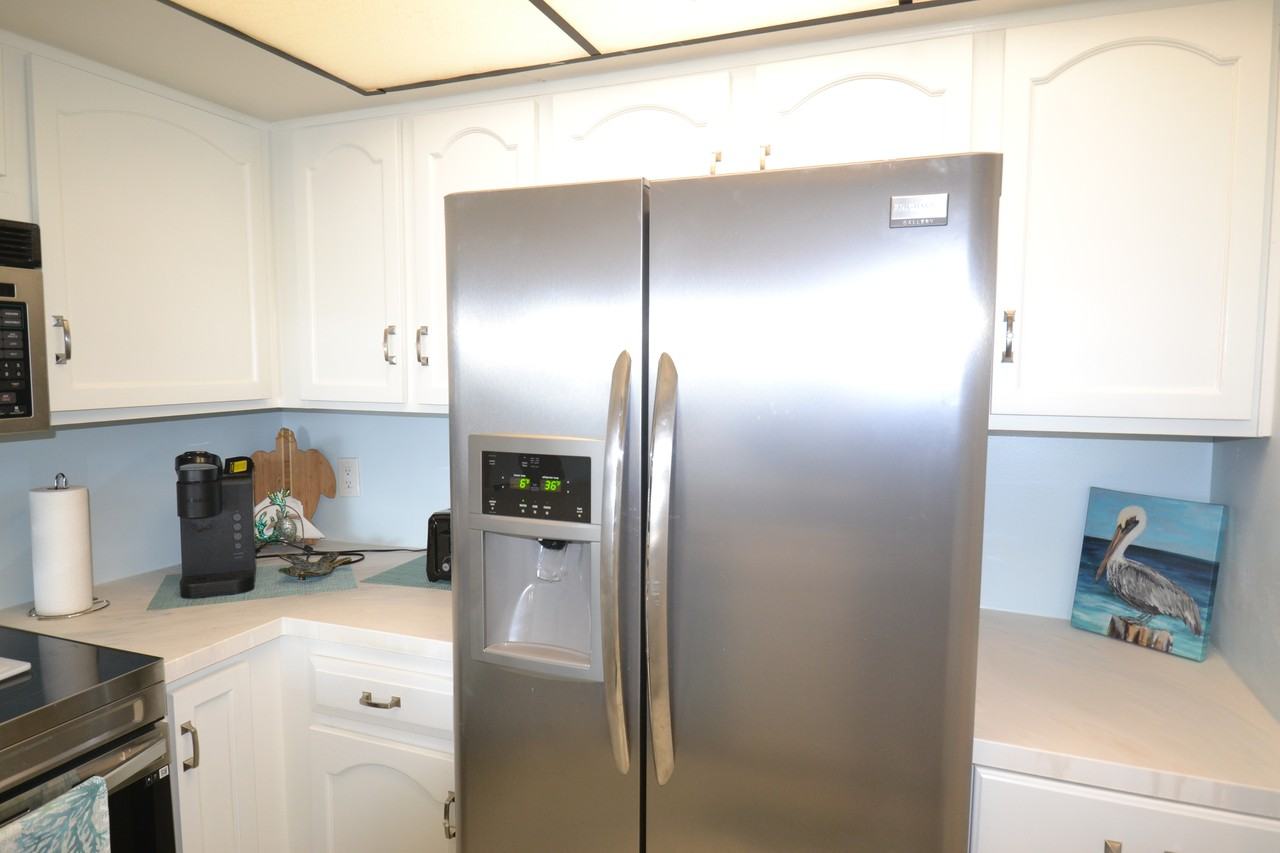 238 Mariner Dr - Photo 4 of 50