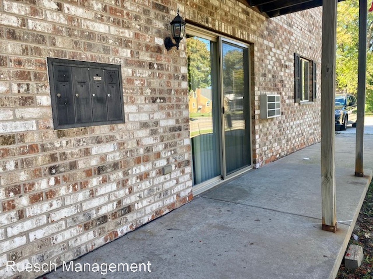 225 Fort Howard Ave - Photo 2 of 18