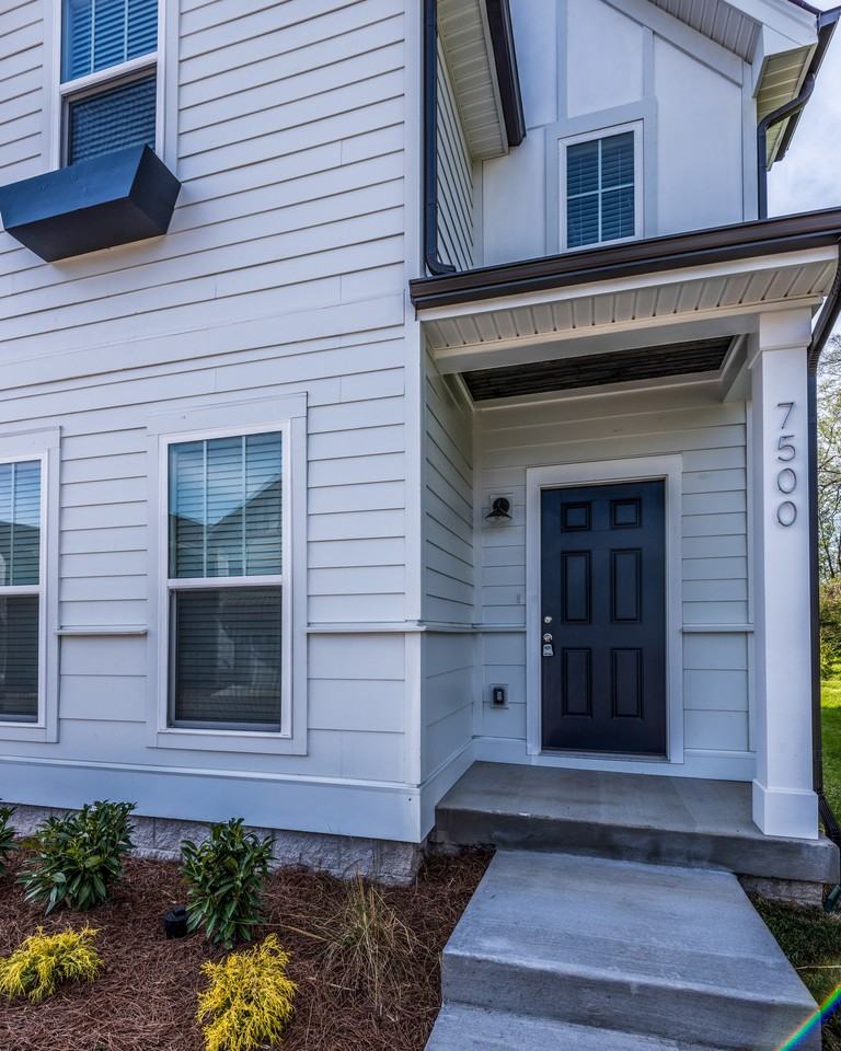 7500 Station Drive - Photo 3 of 21