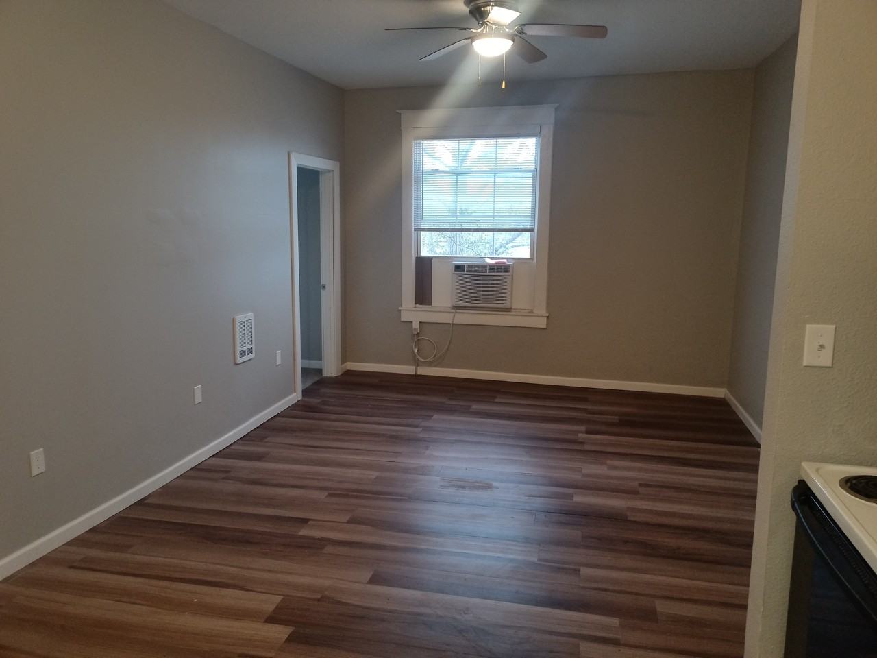 1010 South 14th Street #19 - Photo 5 of 8