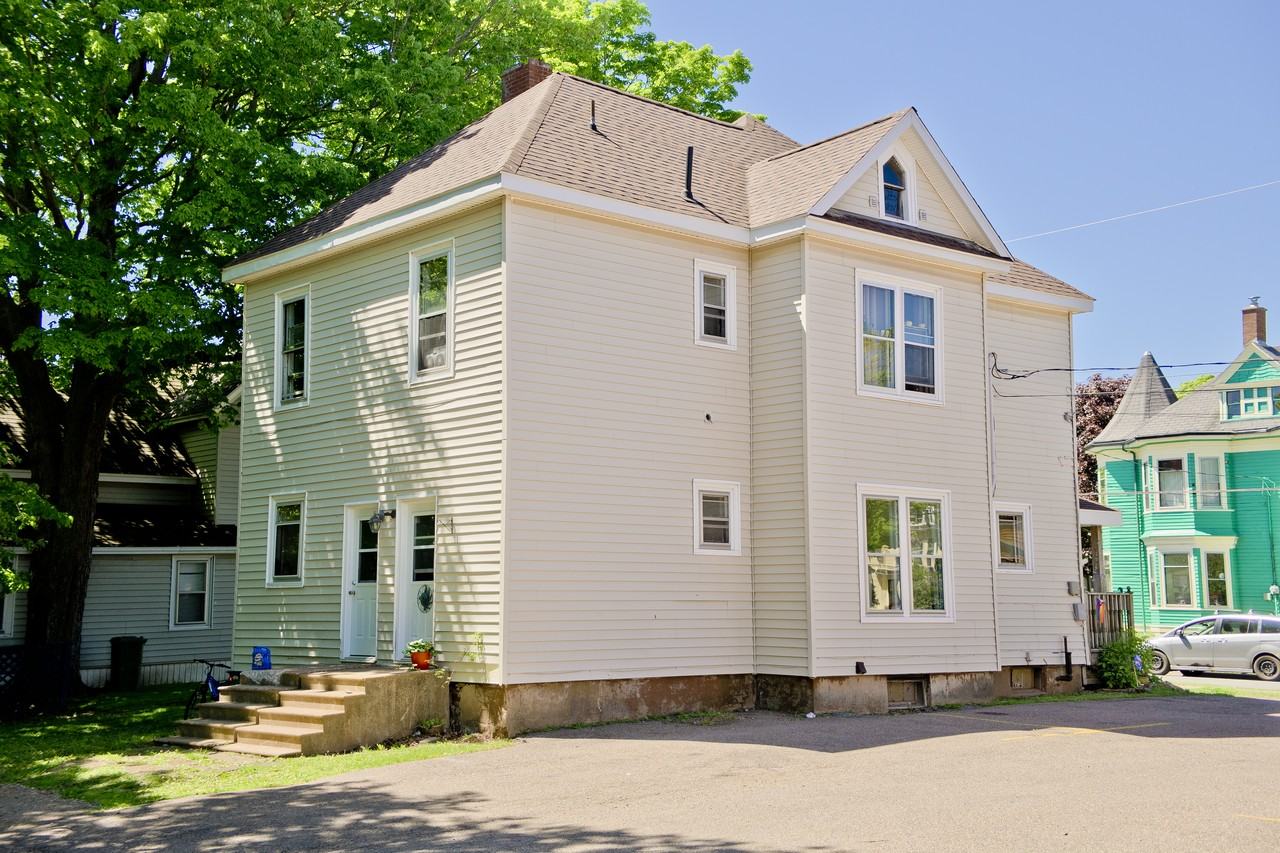 9092 Victoria Street Apartments SOLD90,92 Victoria Street, Truro