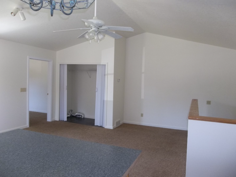 1660 S Bamber Rd - Photo 2 of 29