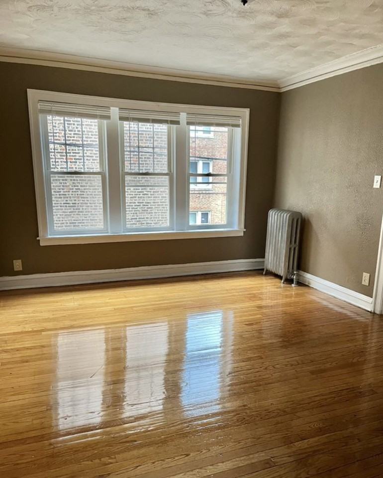 7752 S Kingston Ave #2A