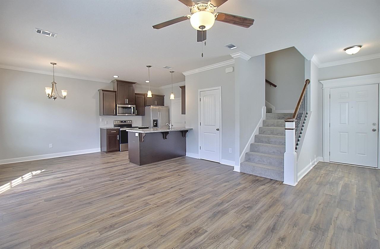 554 Fairview Cir #1 - Photo 5 of 30