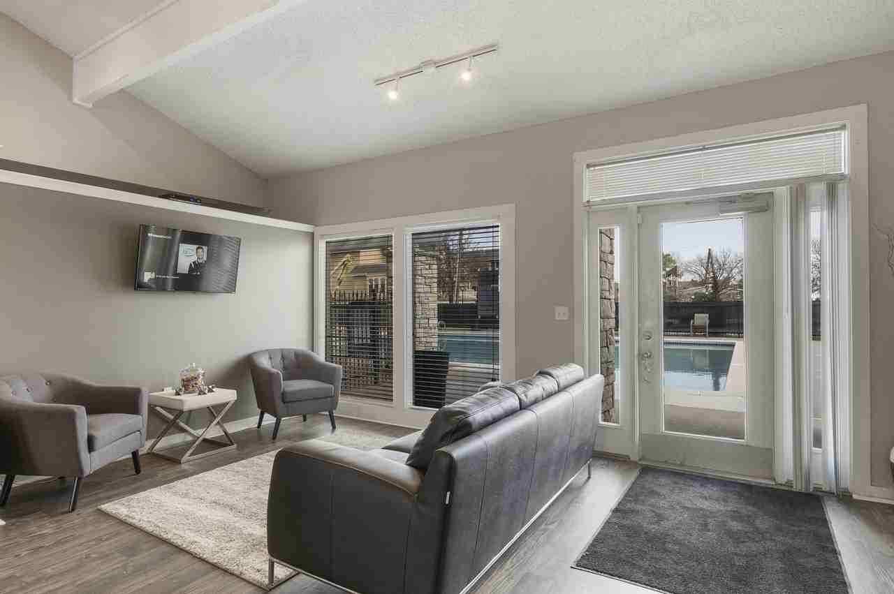 Regency Point Luxury Apartments - Photo 5 of 84