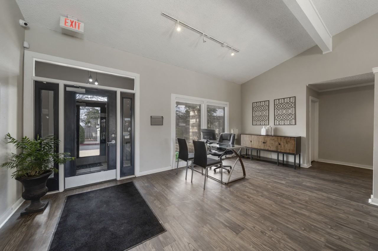 Regency Point Luxury Apartments - Photo 3 of 84