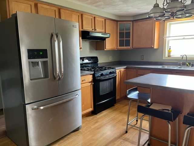 313 Fremont St - Photo 2 of 8