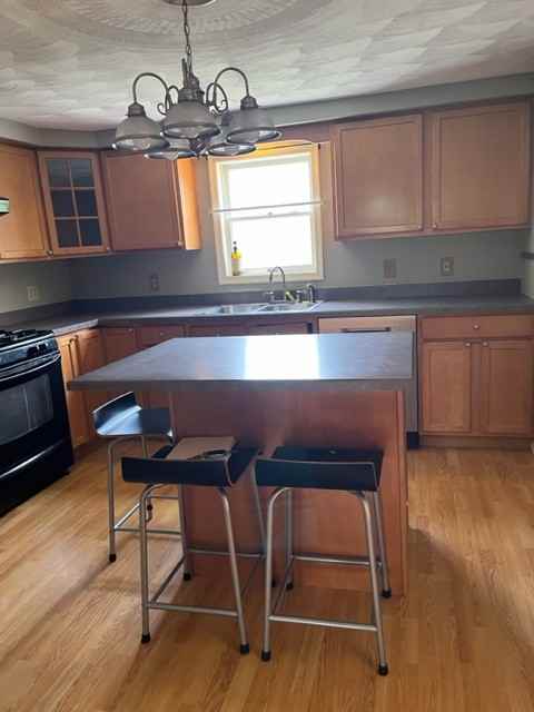 313 Fremont St - Photo 3 of 8