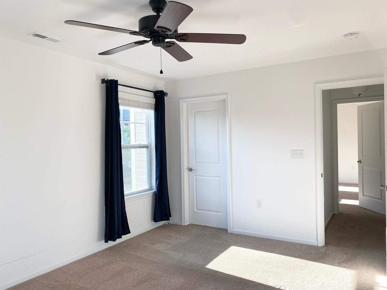 1685 Halesworth Ln #1 - Photo 2 of 10