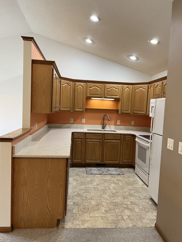 1009 10th Street #1009 - Photo 2 of 9