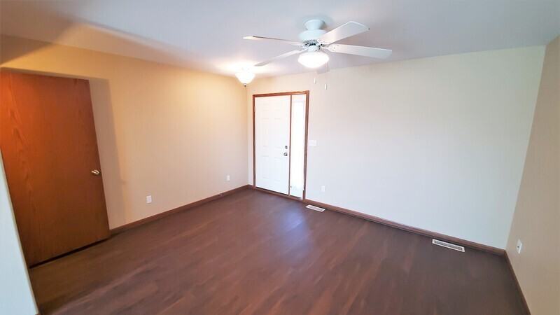 2908 Riviera St Sw #D - Photo 3 of 38