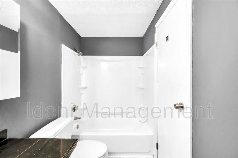 78 Shepards Knoll Dr - Photo 3 of 30