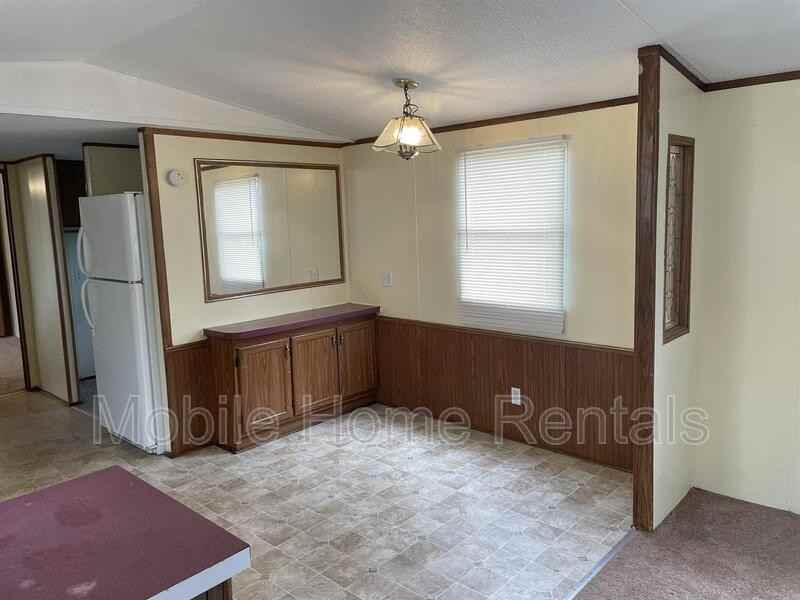 2277 E Wade Ave - Photo 3 of 10