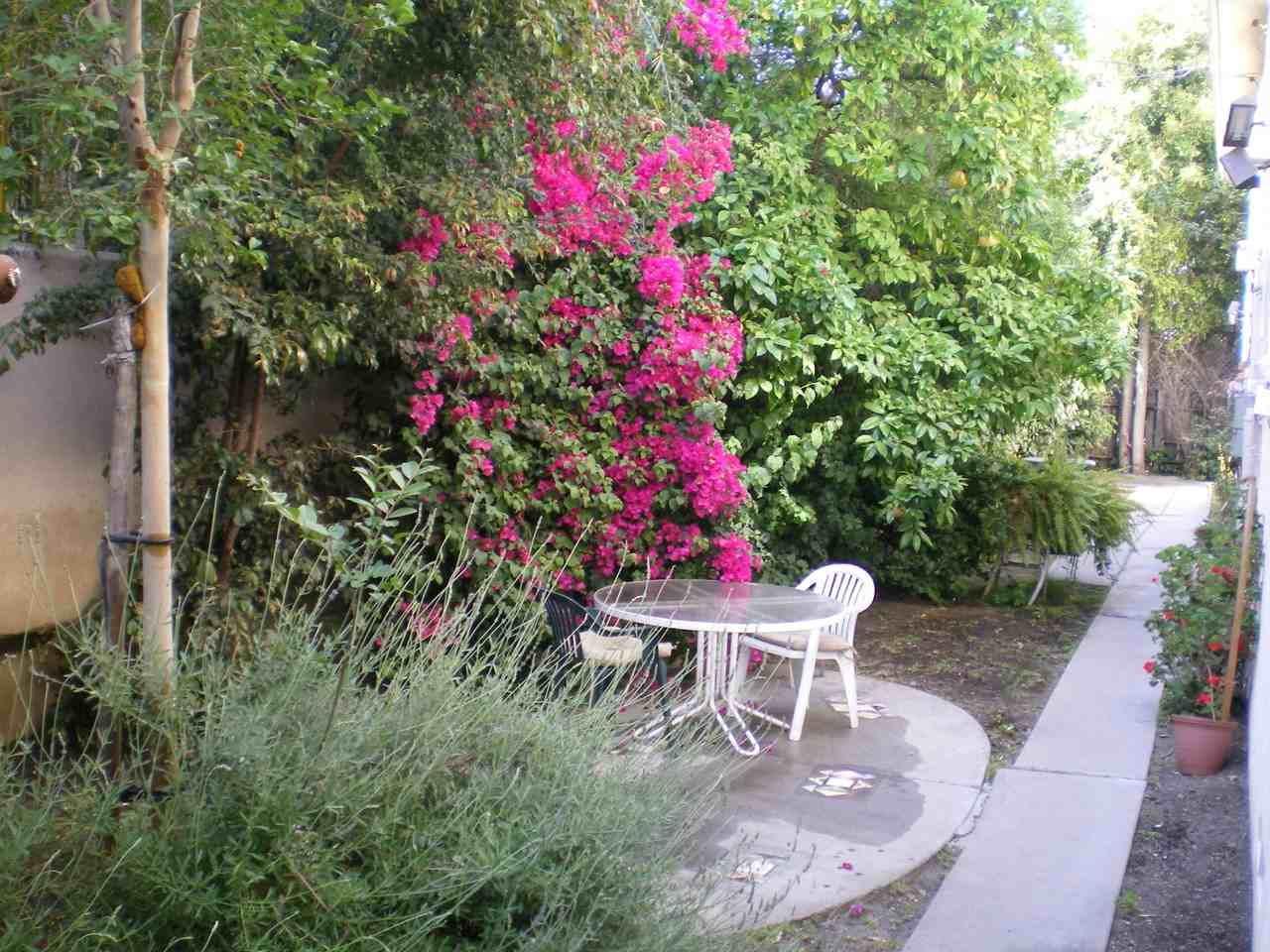 Bedford Garden Apartments - Photo 2 of 3