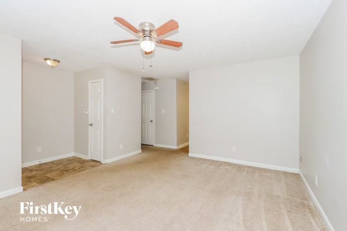 120 S Brawner St - Photo 3 of 30