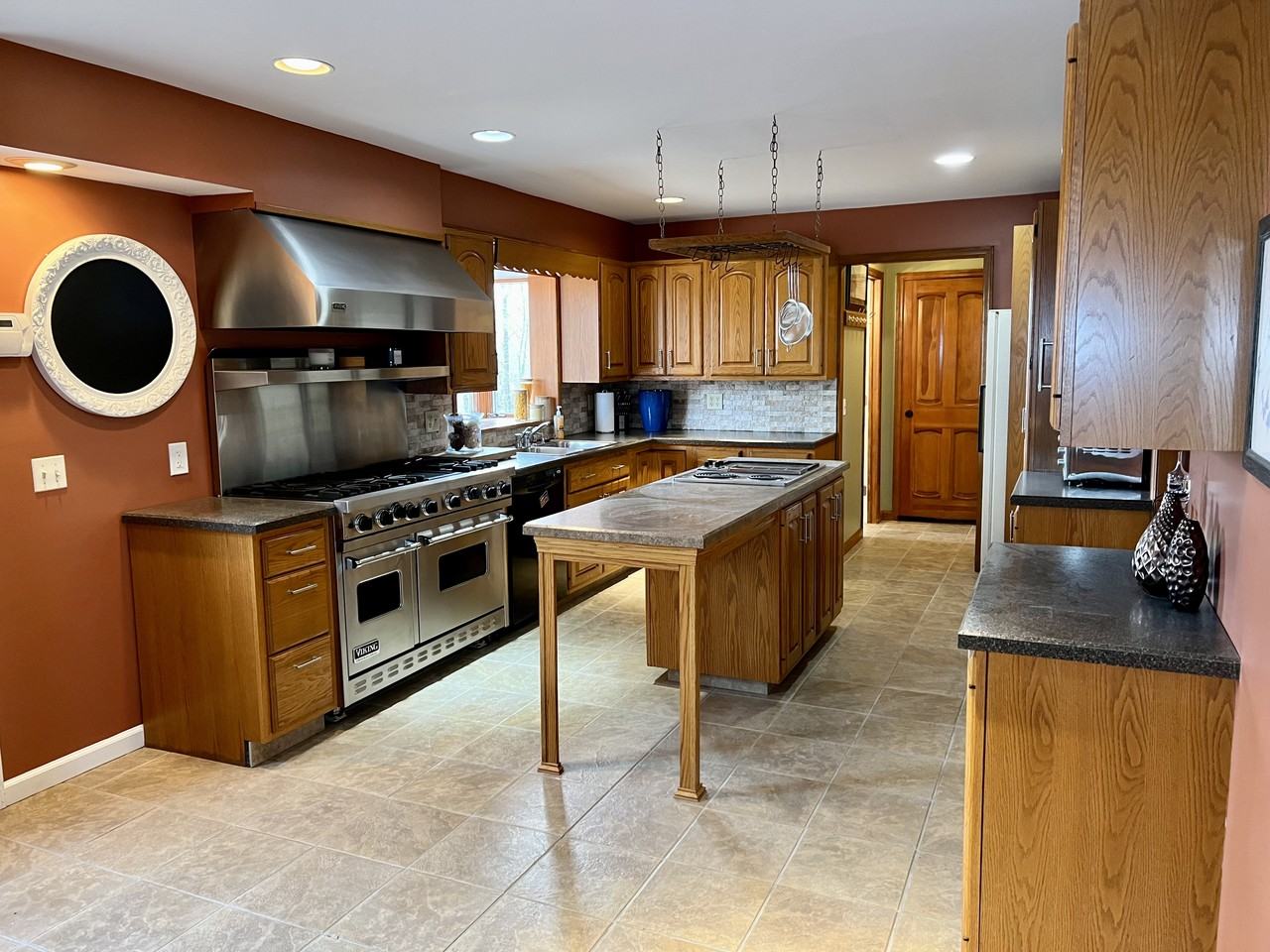 85 Meadowbrook Ln #1 - Photo 2 of 27