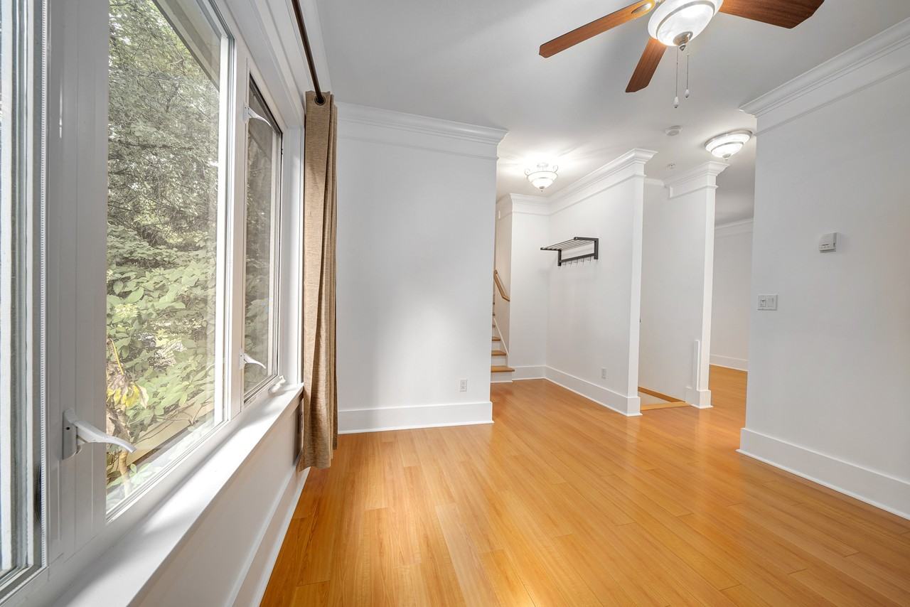 1130 East 10th Avenue - Photo 2 of 20