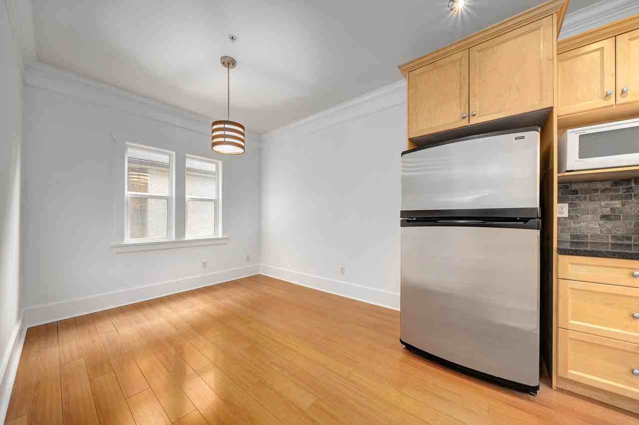 1130 East 10th Avenue - Photo 6 of 20