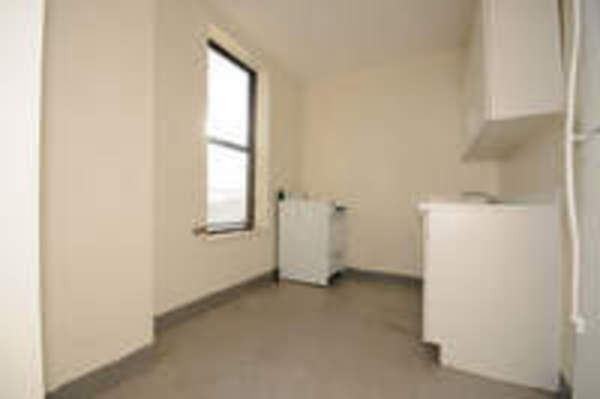 Douglass Street-Park Slope-LISTING ID 150417 - Photo 2 of 4