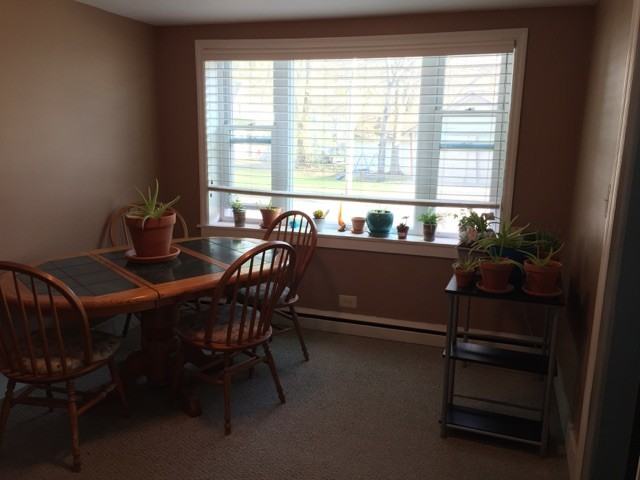 187 Macarthur Ave #1 - Photo 2 of 11