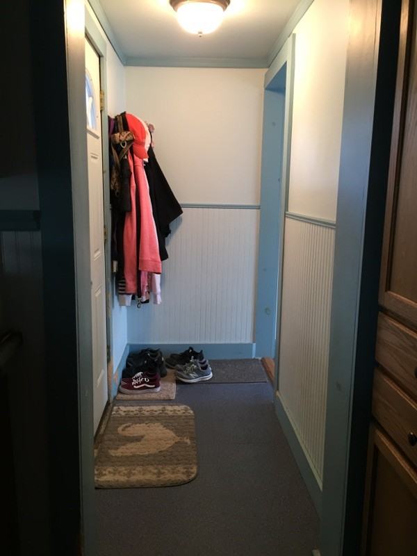 187 Macarthur Ave #1 - Photo 4 of 11