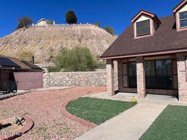 808 Rotterdam Way #1 - Photo 3 of 37