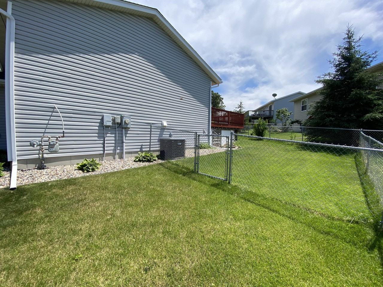 4936 Valley Dr Nw #1 - Photo 2 of 23