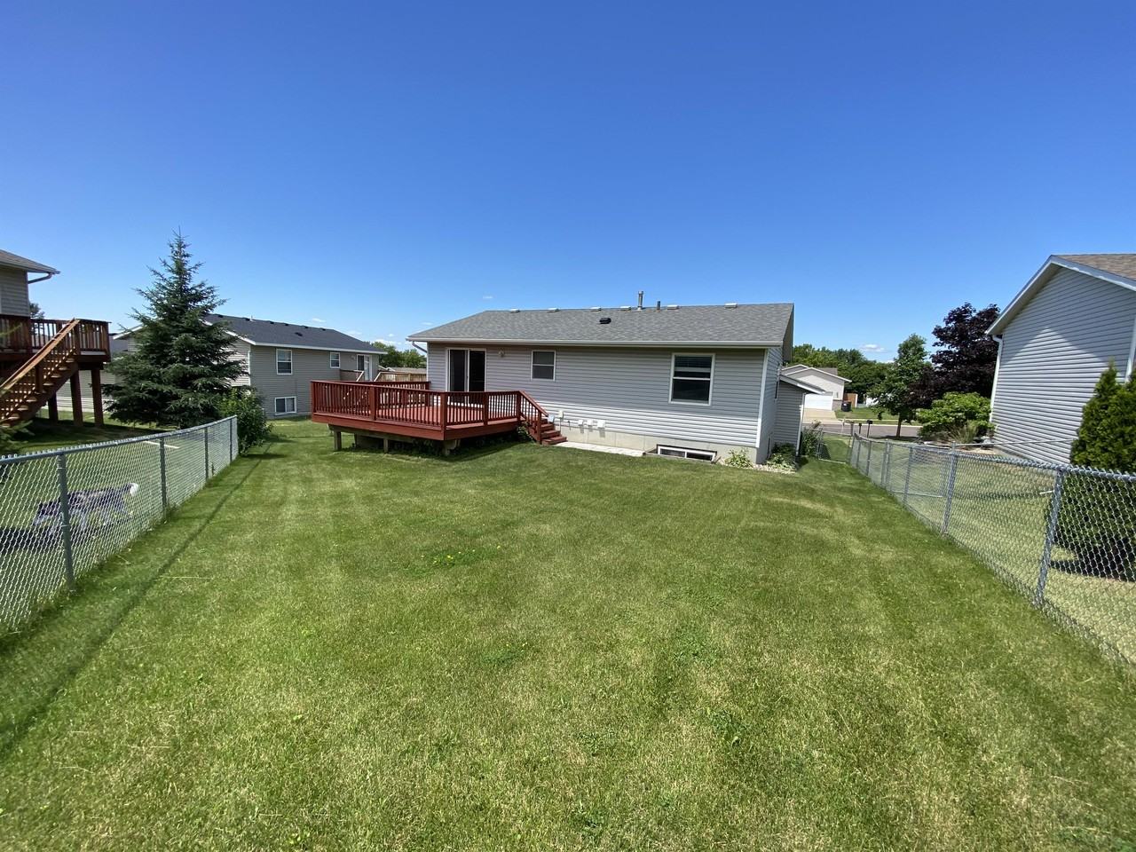 4936 Valley Dr Nw #1 - Photo 3 of 23